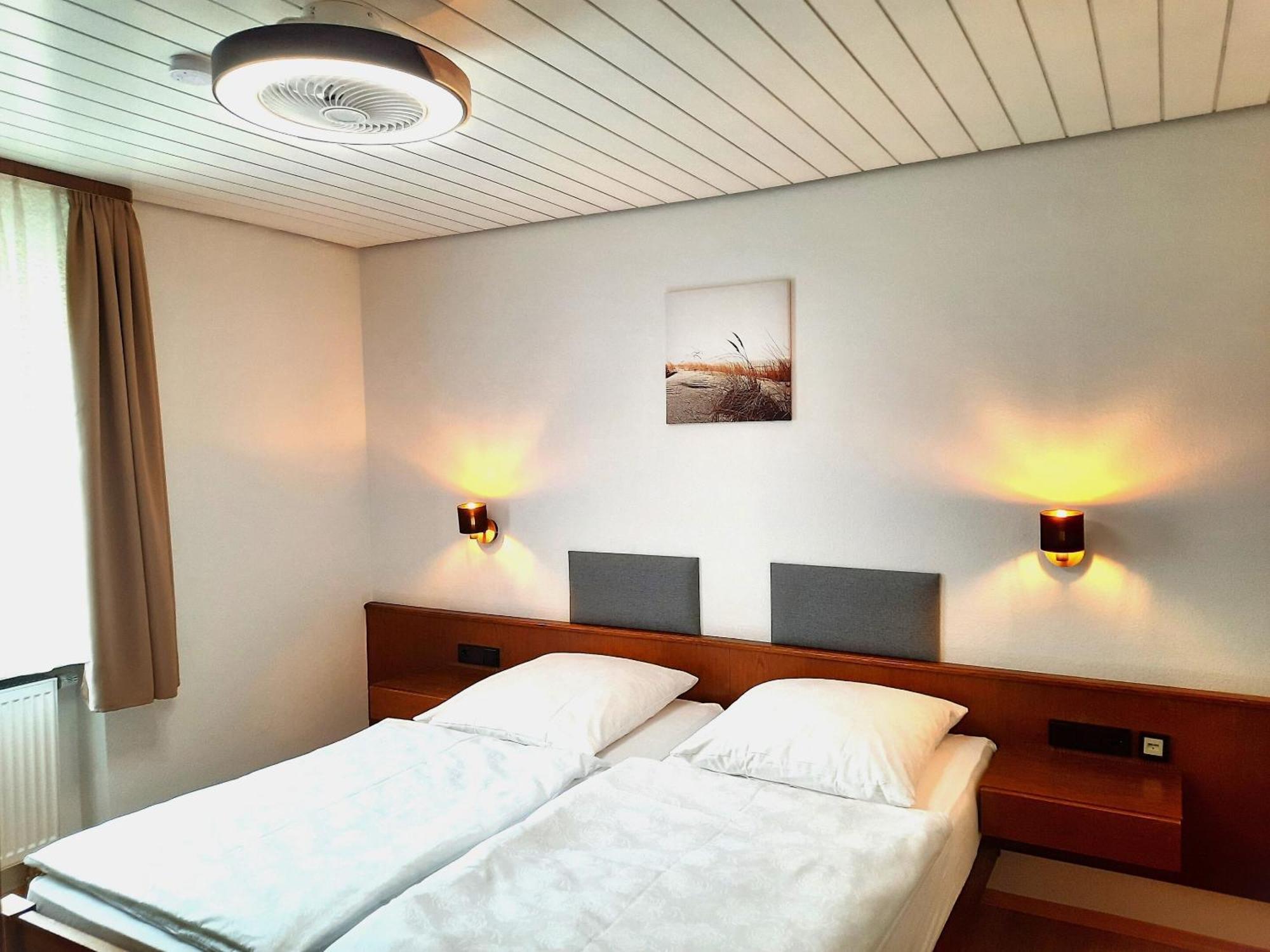 Landgasthof Gruener Baum Regnitzlosau Zewnętrze zdjęcie
